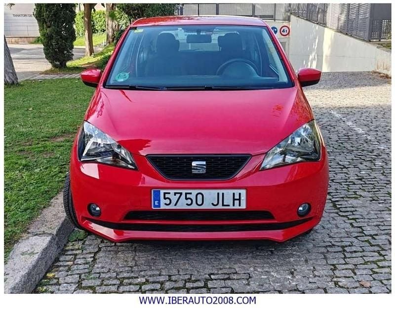 Usado Seat Mii Style 60 CV (44 kW) 2016 Rojo Utilitario