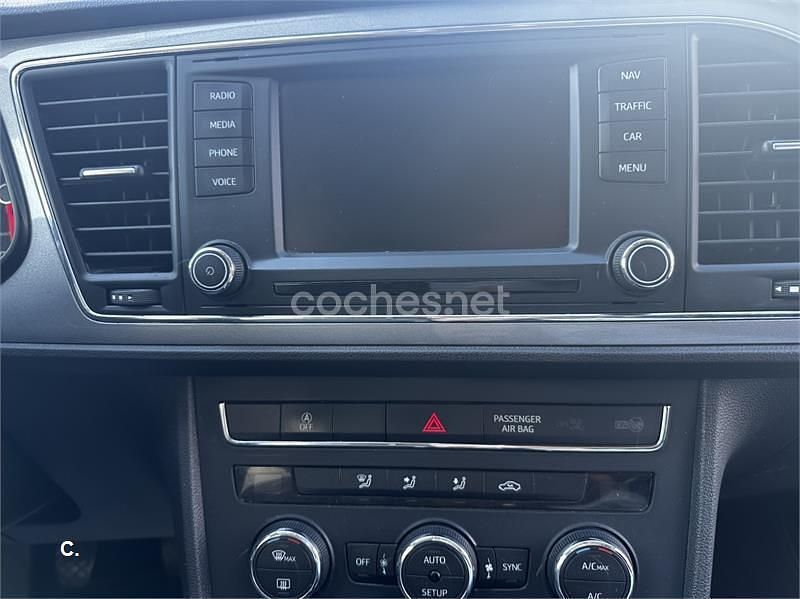 Usado Seat Leon I-Tech 150 CV (110 kW) 2014 Blanco Berlina