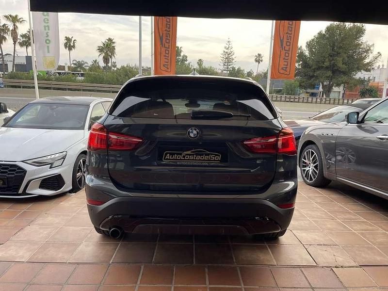 Usado BMW X1 xLine 150 CV (110 kW) 2017 Gris SUV