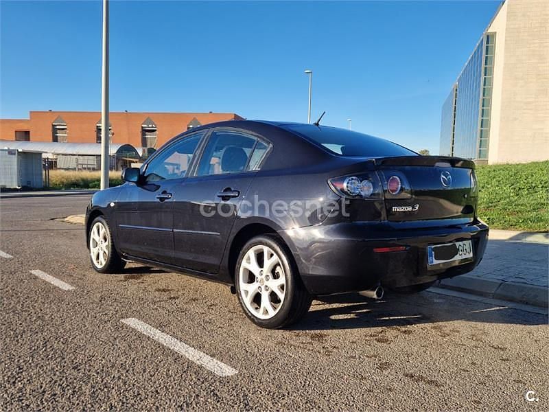 Usado Mazda 3 Sportive 150 CV (110 kW) 2008 Negro Berlina