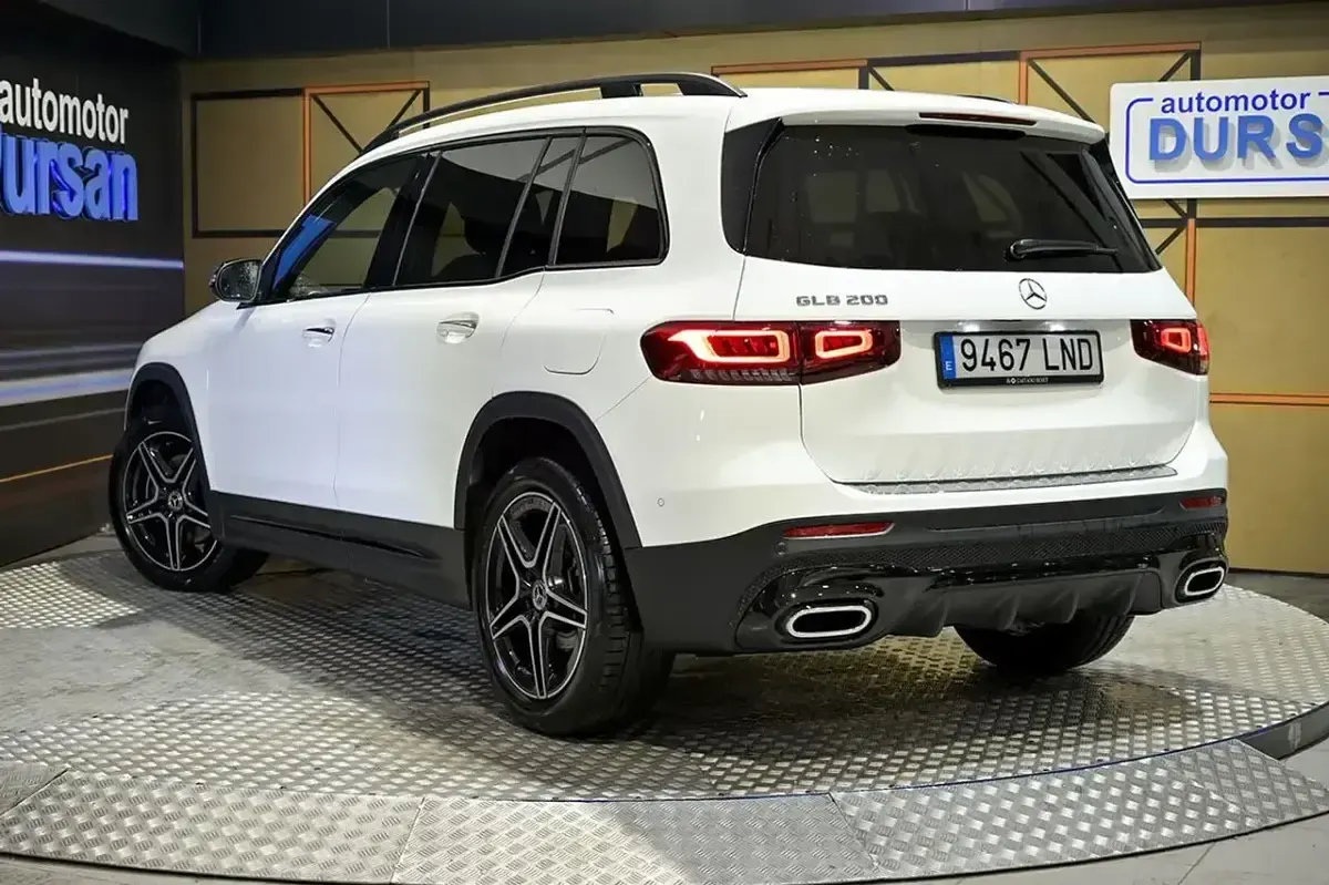 Usado Mercedes GLB200 163 CV (119 kW) 2021 Blanco SUV