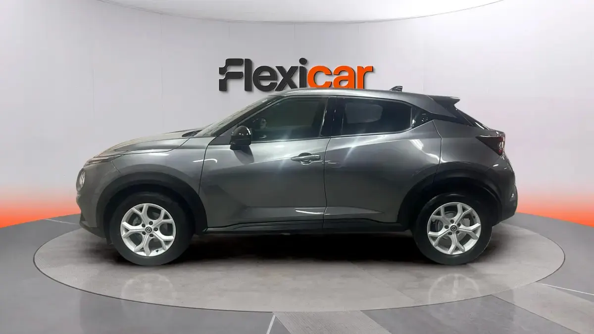 Usado Nissan Juke Acenta 114 CV (83 kW) 2020 Gris SUV