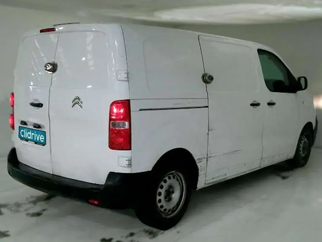 Usado Citroën Jumpy 102 CV (75 kW) 2021 Blanco Monovolumen