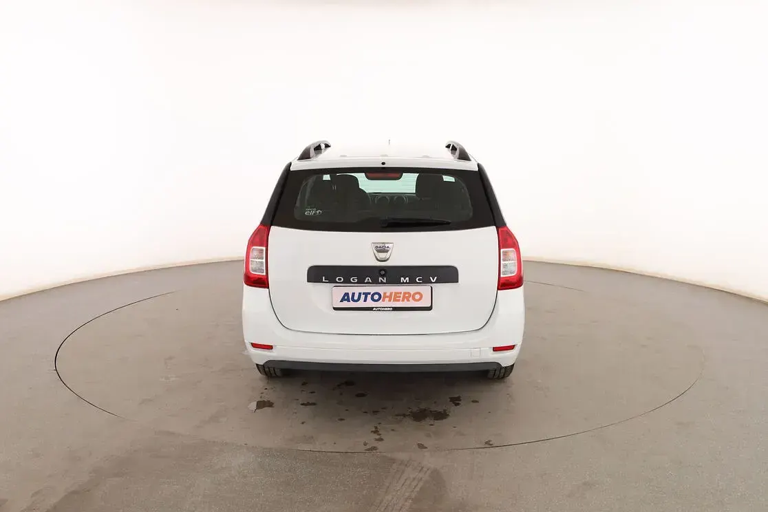 Usado Dacia Logan MCV Essentiel 73 CV (53 kW) 2018 Blanco Familiar