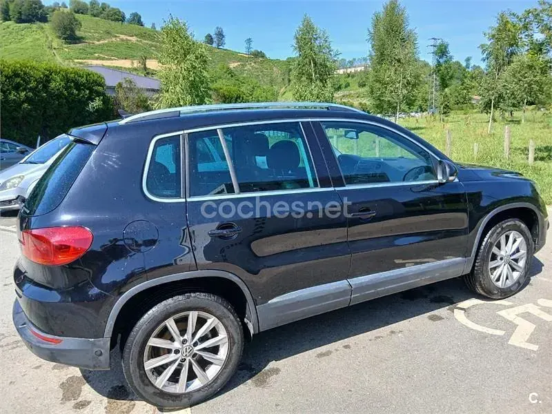 Usado VW Tiguan Advance 140 CV (102 kW) 2011 Negro SUV