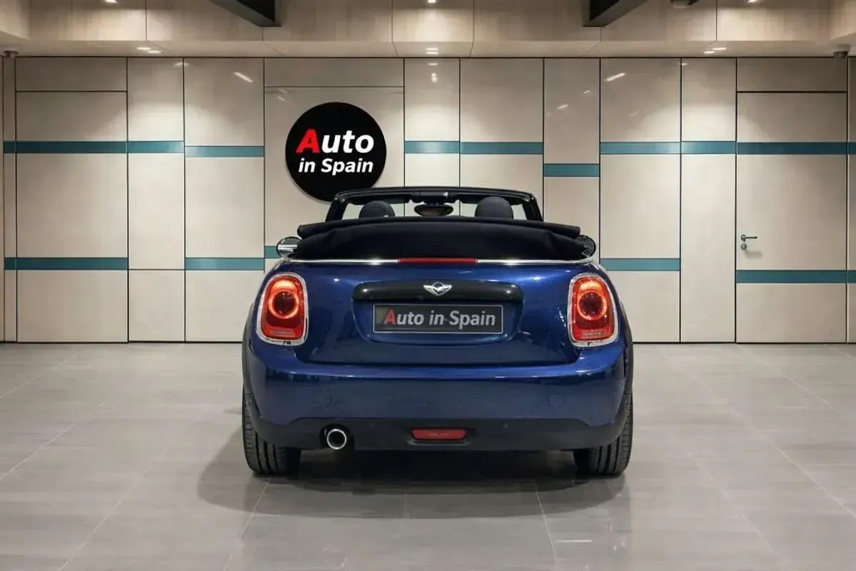 Usado Mini Cooper D Cabriolet 116 CV (85 kW) 2016 Azul Descapotable