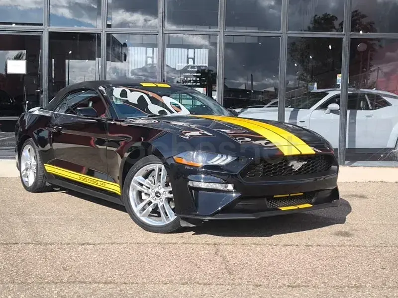 Usado Ford Mustang Convertible 270 CV (198 kW) 2019 Negro Descapotable