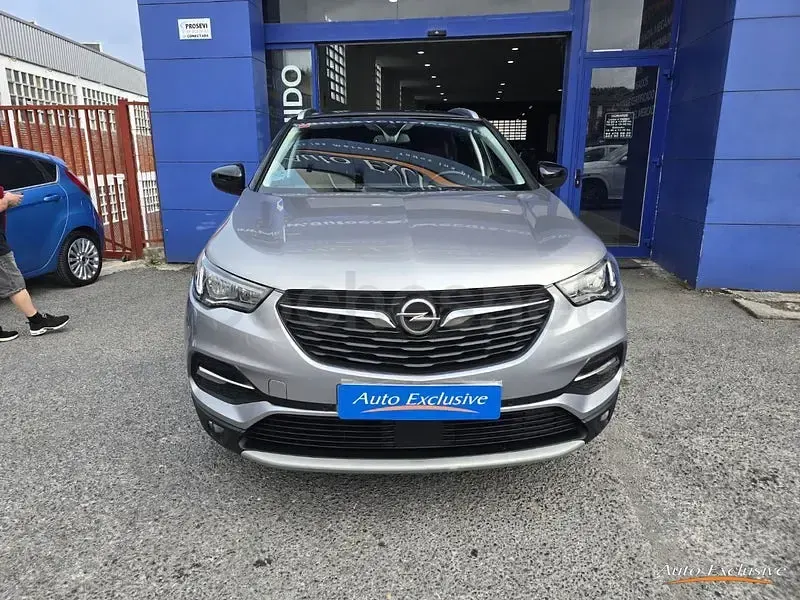 Usado Opel Grandland X 130 CV (95 kW) 2019 Gris / plata SUV