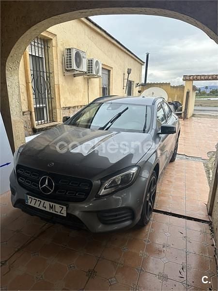 Gris / plata Usado 2017 Mercedes GLA250 SUV | 19.900 € (Super precio) - Imagen 1/4