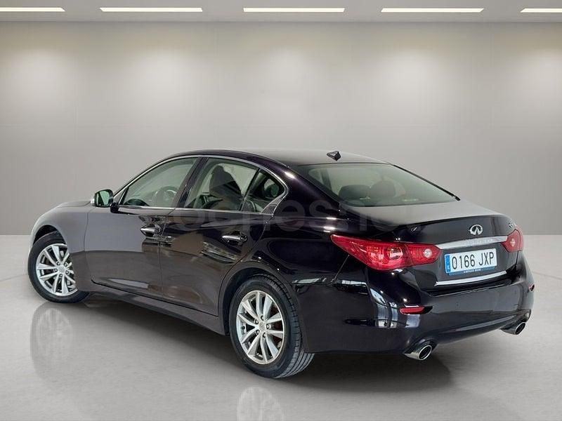 Usado Infiniti Q50 Premium 170 CV (125 kW) 2017 Negro Berlina