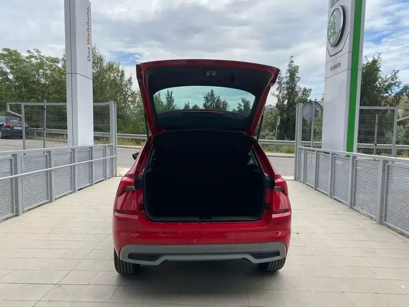 Usado Skoda Kamiq Ambition 110 CV (80 kW) 2024 SUV