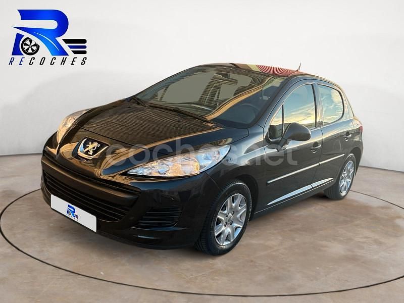 Negro Usado 2009 Peugeot 207 Berlina | 4199 € (Precio justo) - Imagen 1/4