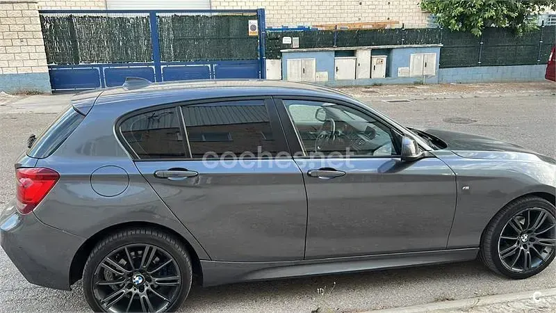 Usado BMW 118 M Sport 143 CV (105 kW) 2012 Gris / plata Utilitario