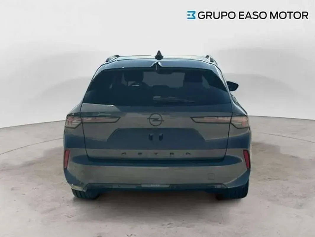 Usado Opel Astra S 131 CV (96 kW) 2025 Gris Utilitario
