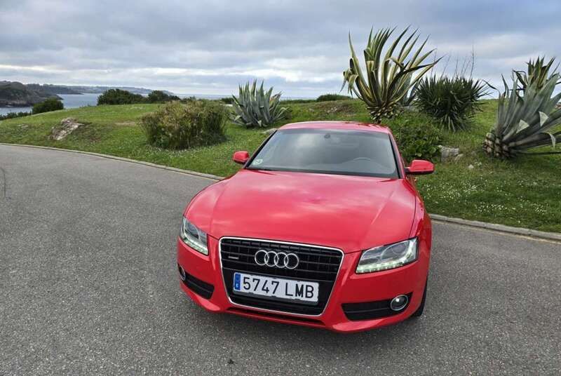 Rojo Usado 2010 Audi A5 Sportback S-line plus Berlina | 18.900 € - Imagen 1/4
