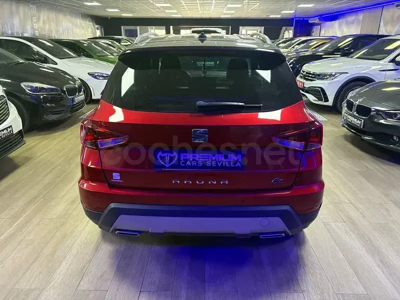 Usado Seat Arona FR 110 CV (80 kW) 2021 Granate SUV