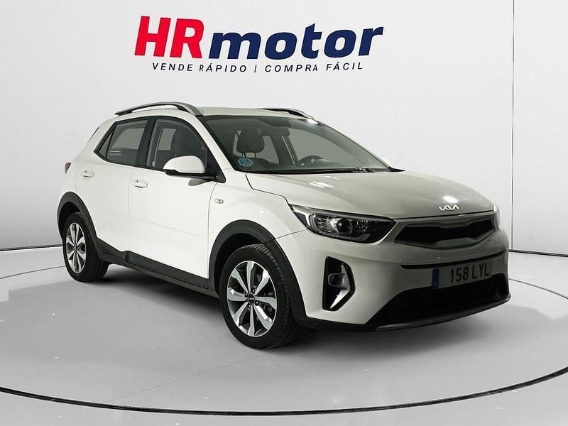 Blanco Usado 2022 Kia Stonic SUV | 14.700 € (Precio justo) - Imagen 1/4