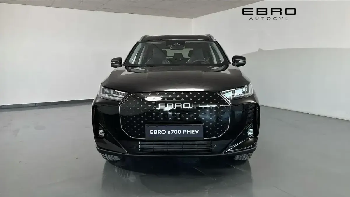 Nuevo Ebro s700 Luxury 346 CV (254 kW) 2025 Gris SUV