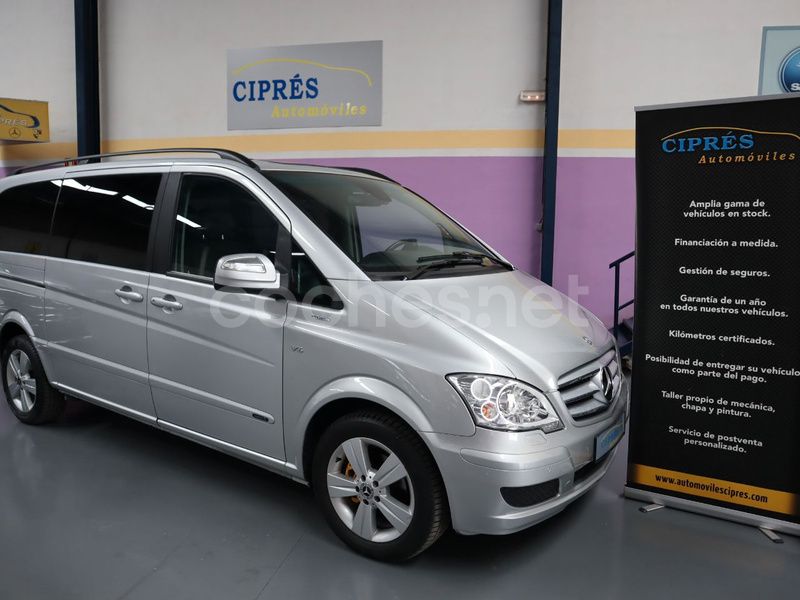 Plateado Usado 2011 Mercedes Viano Monovolumen | 24.900 € (Caro) - Imagen 1/4