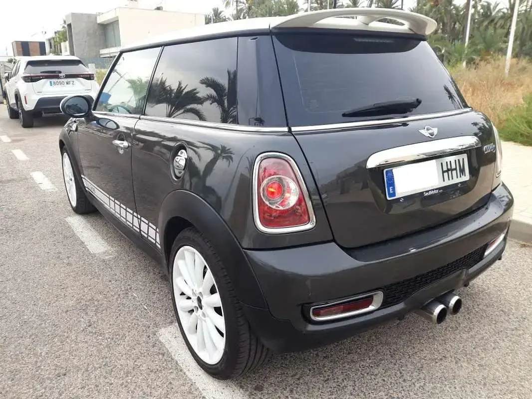 Usado Mini Cooper S Coupé 184 CV (135 kW) 2012 Gris Coupe