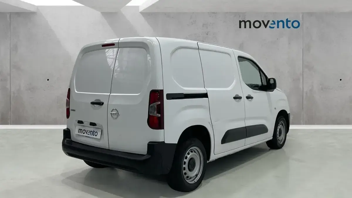 Usado Opel Combo S 102 CV (75 kW) 2021 Azul Monovolumen
