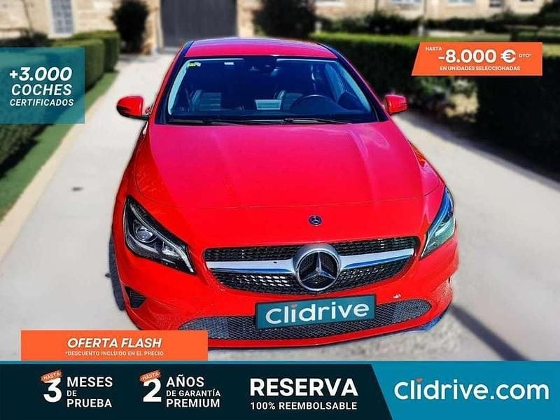 Usado Mercedes CLA200 136 CV (100 kW) 2018 Rojo Coupe