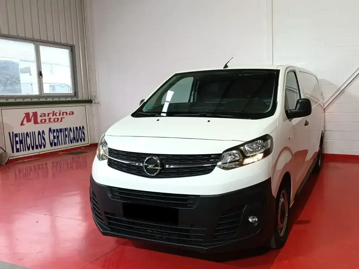 Usado Opel Vivaro-e Combi 120 CV (88 kW) 2021 Blanco Monovolumen