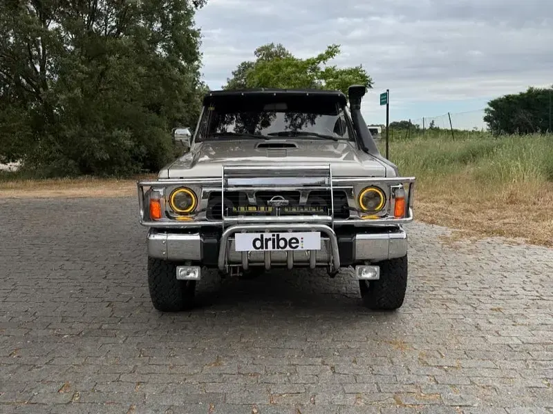 Usado Nissan Patrol 115 CV (84 kW) 1994 Beige SUV