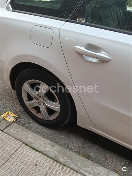 Usado Peugeot 508 SW Business-Line 140 CV (102 kW) 2014 Blanco Familiar