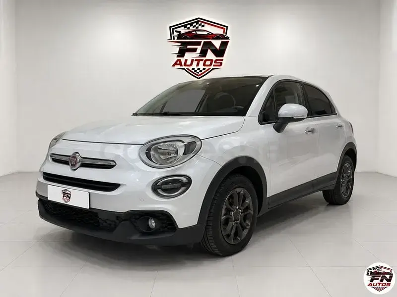 Usado Fiat 500X Dolcevita 120 CV (88 kW) 2022 Gris / plata SUV