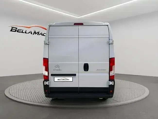 Usado Citroën Jumper 120 CV (88 kW) 2022 Blanco Monovolumen