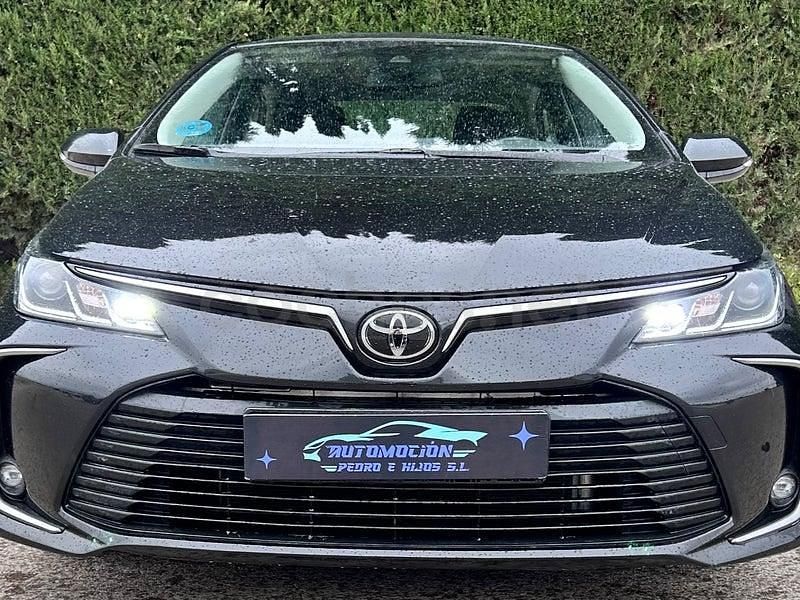 Usado Toyota Corolla Sport 196 CV (144 kW) 2023 Negro Familiar