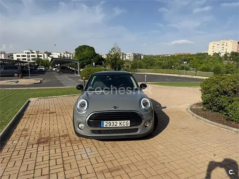 Usado Mini Cooper 136 CV (100 kW) 2018 Gris / plata Utilitario