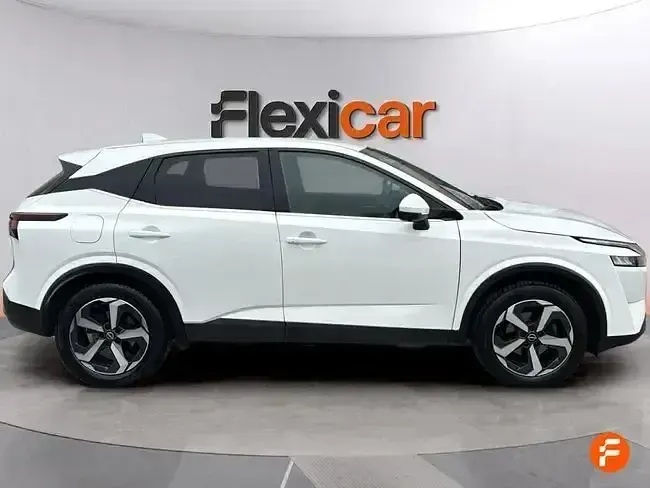 Usado Nissan Qashqai Acenta 158 CV (116 kW) 2022 Blanco SUV