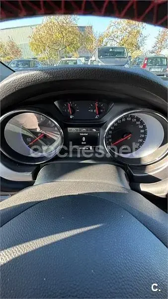 Usado Opel Astra Selective 105 CV (77 kW) 2016 Blanco Berlina