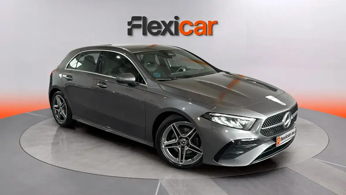 Usado Mercedes A180 116 HP (85 kW) 2023 Sedan