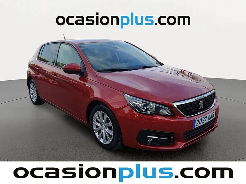 Usado Peugeot 308 Style 131 CV (96 kW) 2018 Rojo Utilitario