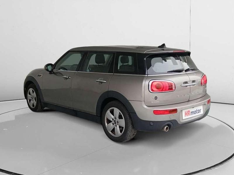 Usado Mini One Clubman 102 CV (75 kW) 2018 Beige Familiar