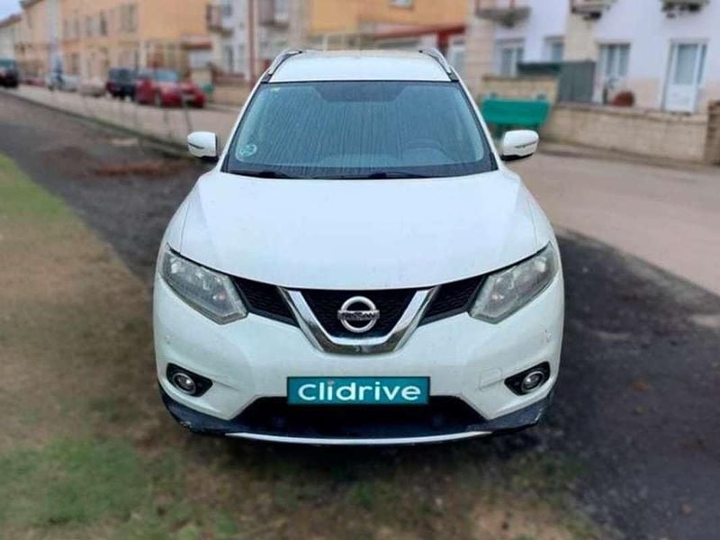 Usado Nissan X-Trail Acenta 131 HP (96 kW) 2015 Branco SUV