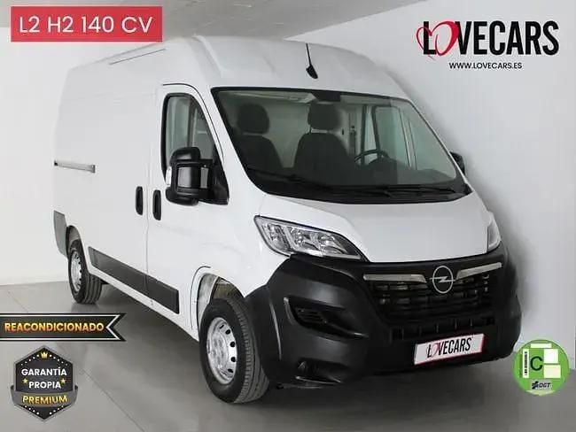 Usado Opel Movano 140 HP (102 kW) 2022 Branco Van