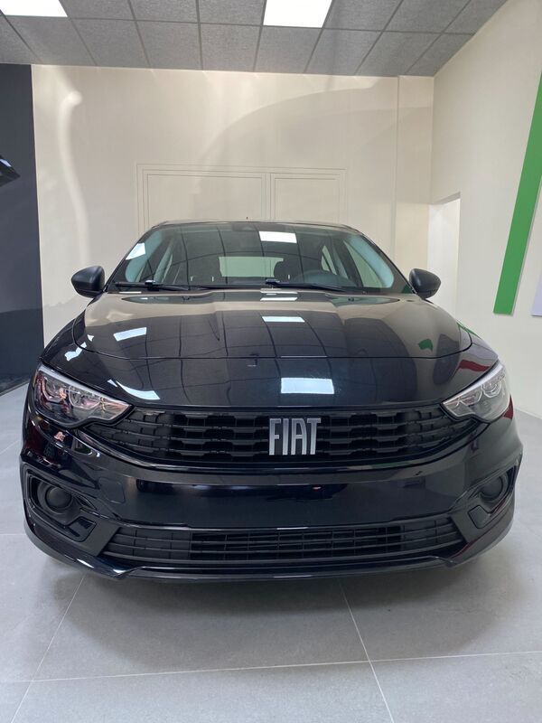 Negro Nuevo 2024 Fiat Tipo | 19.600 € (Un poco caro) - Imagen 1/4