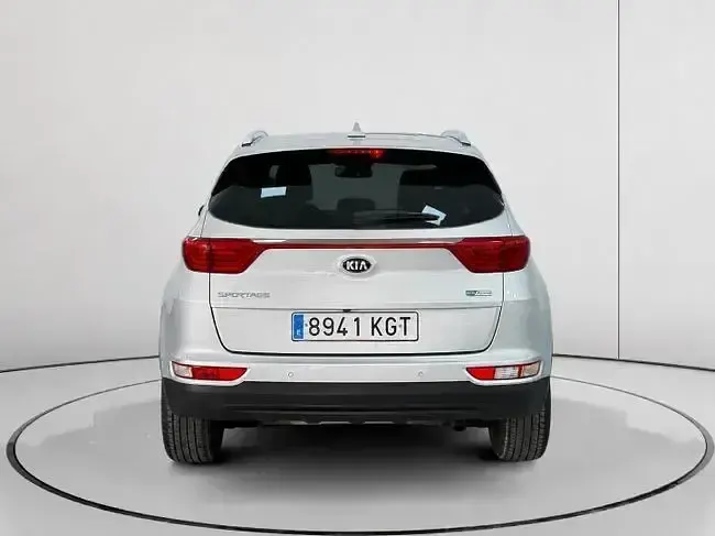 Usado Kia Sportage 115 CV (84 kW) 2018 Gris SUV