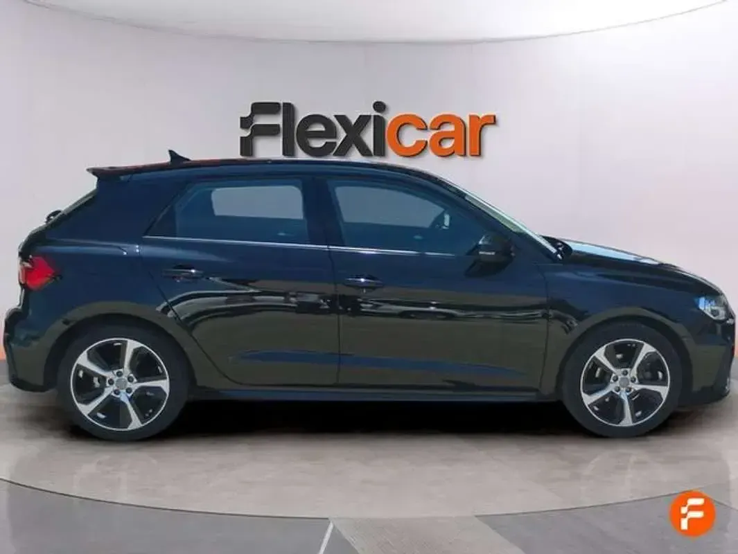 Usado Audi A1 Sportback 116 CV (85 kW) 2019 Negro Utilitario