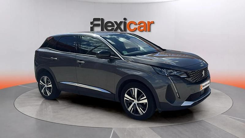Usado Peugeot 3008 Allure 131 HP (96 kW) 2023 SUV
