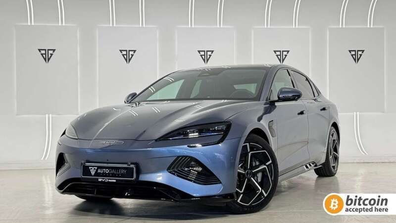 Gris Usado 2025 BYD Seal Berlina | 40.900 € (Buen precio) - Imagen 1/4