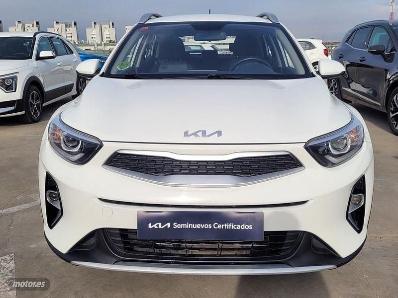 Blanco Usado 2021 Kia Stonic SUV | 14.950 € (Precio justo) - Imagen 1/4