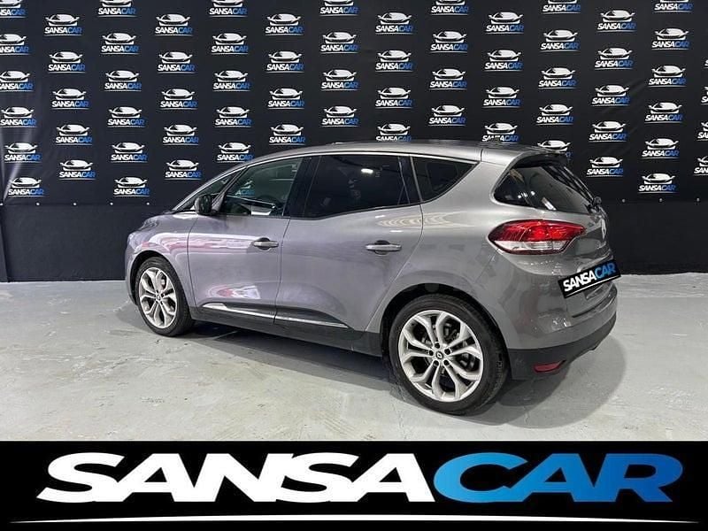 Usado Renault Scénic IV Edition One 130 CV (95 kW) 2017 Gris / plata Monovolumen