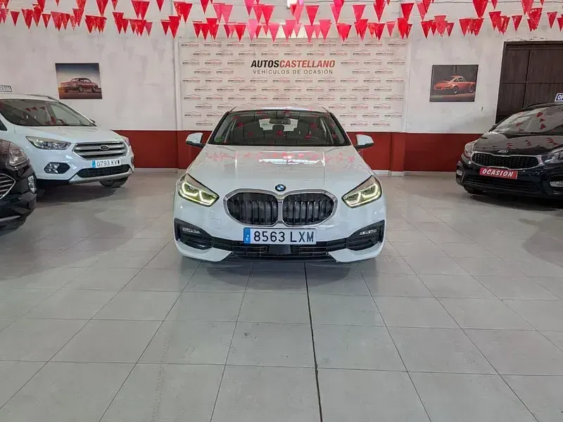 Usado BMW 116 116 CV (85 kW) 2022 Blanco Utilitario