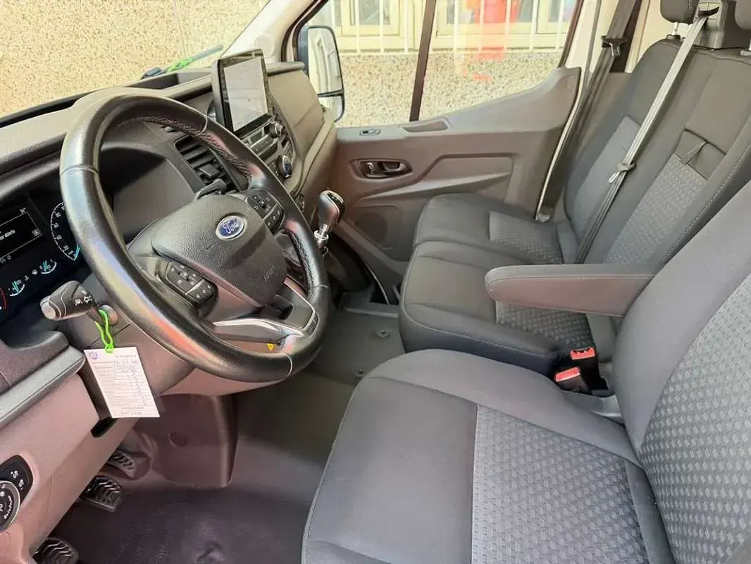 Usado Ford Transit Trend 129 CV (94 kW) 2022 Blanco Van