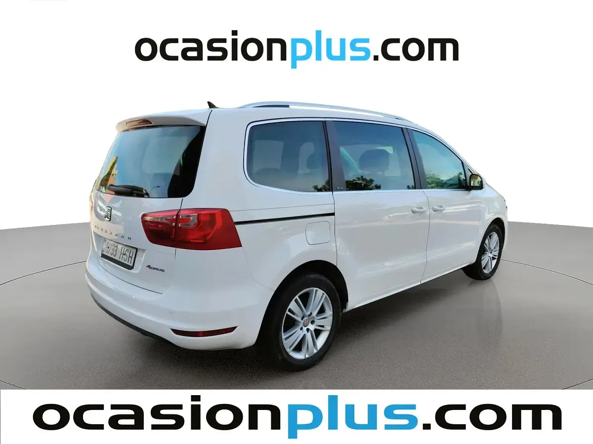 Usado Seat Alhambra 4Drive 140 CV (102 kW) 2013 Blanco Monovolumen